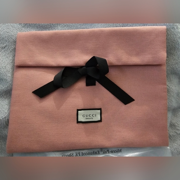 Lot of 4 Cosmetic Pouches/Toiletry Pouches/Travel Pouches - Picture 3 of 11